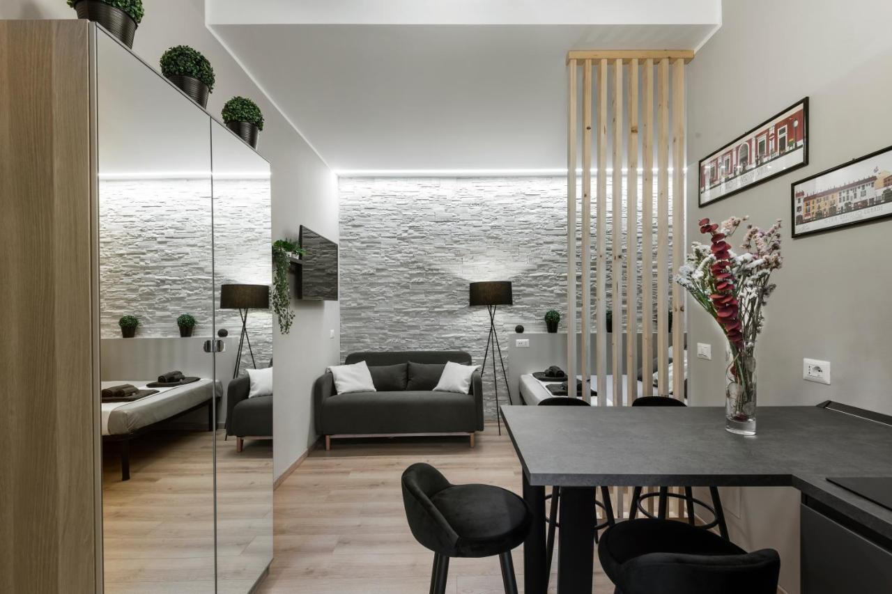 Super Modern And Design Apartment, A Due Passi Dai Navigli Milão Exterior foto