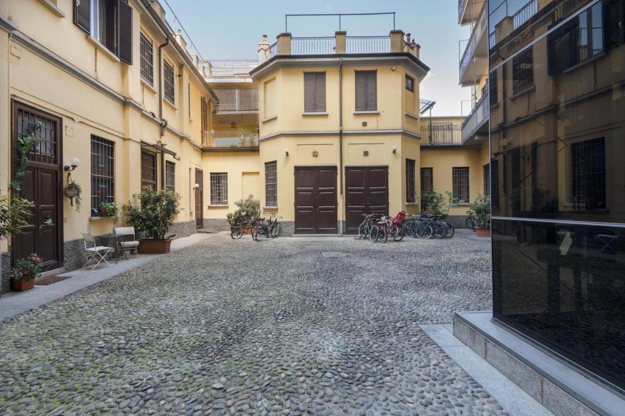 Super Modern And Design Apartment, A Due Passi Dai Navigli Milão Exterior foto